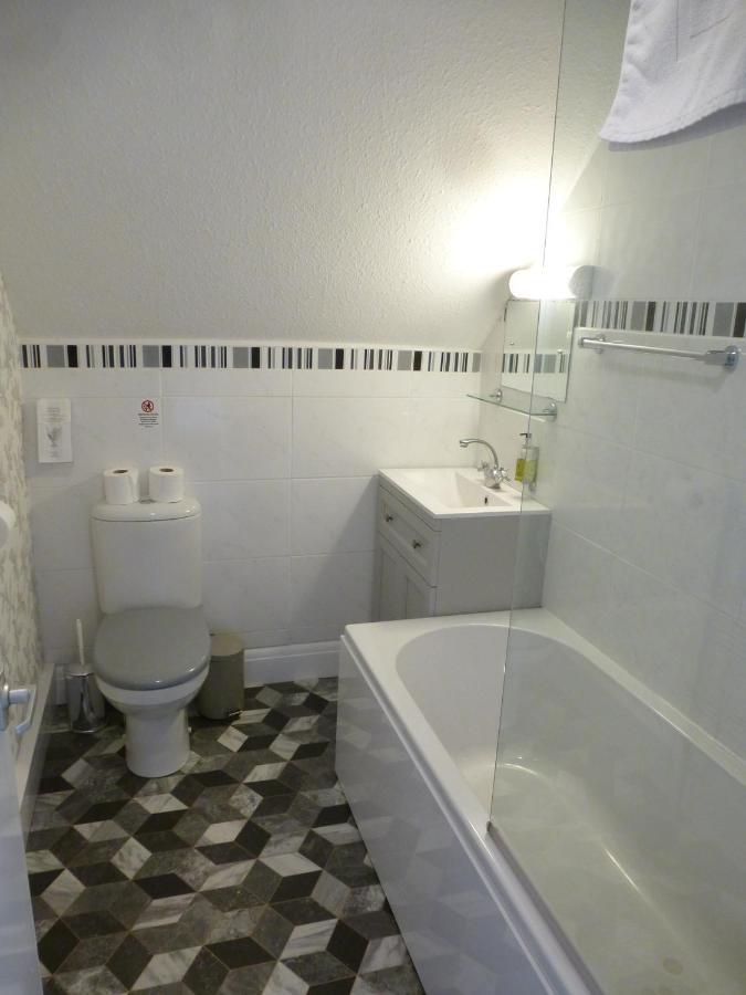 The Kenmore Guest House Llandudno Buitenkant foto